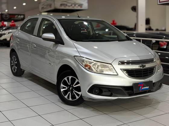 CHEVROLET ONIX 1.0 MPFI LT 8V FLEX 4P MANUAL CHEVROLET ONIX 1.0 MPFI LT 8V FLEX 4P MANUAL